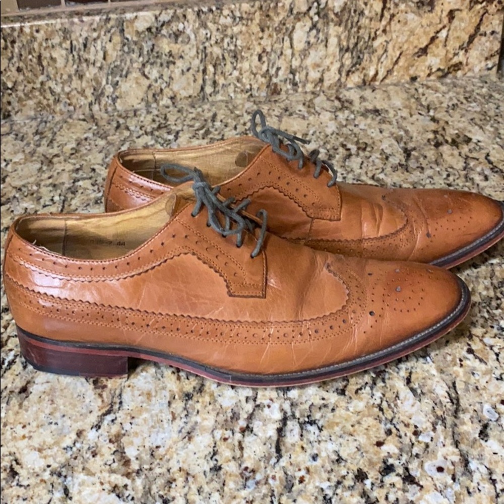 Vero Cuoio men’s brown leather wingtip shoes
